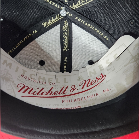 L.A Clippers Snapback Hat - Picture 5 of 7